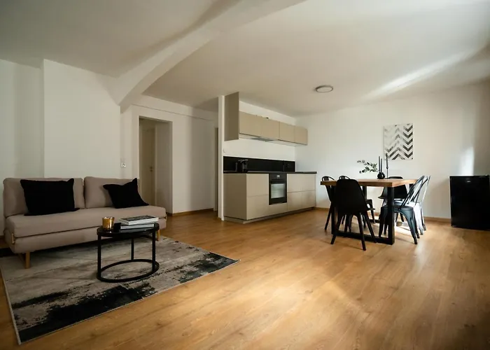 Oldtown With 2 Bathrooms * デュッセルドルフ